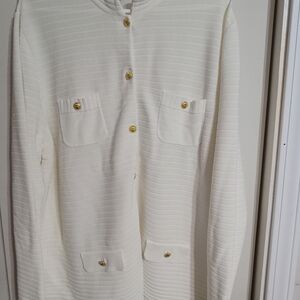 Dialogue White Garment Tag